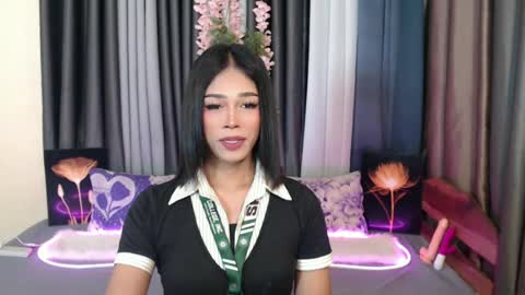 Snapshot of urlovely_jemma chatting on July 9, 6:56 pm urlovely_jemma online show from July 9, 6:56 pm