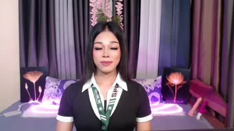 Snapshot of urlovely_jemma chatting on August 2, 7:01 pm urlovely_jemma online show from August 2, 7:01 pm