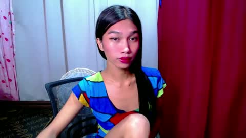 Snapshot of urloverjasmine_xx chatting on June 29, 8:31 am urloverjasmine_xx online show from June 29, 8:31 am