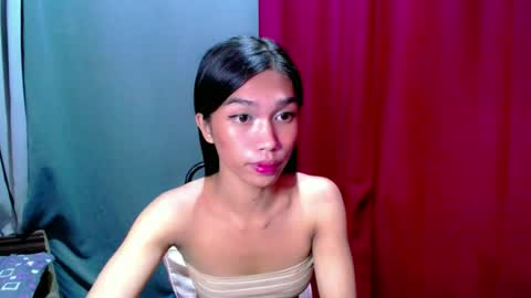 Snapshot of urloverjasmine_xx chatting on July 10, 7:38 pm urloverjasmine_xx online show from July 10, 7:38 pm