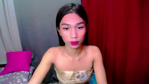 Snapshot of urloverjasmine_xx chatting on July 14, 4:28 am urloverjasmine_xx online show from July 14, 4:28 am
