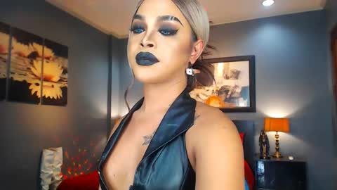 Snapshot of urmajestytyra chatting on February 21, 7:12 am UrMajestyTyra online show from February 21, 7:12 am