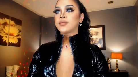 Snapshot of urmajestytyra chatting on September 22, 12:56 am UrMajestyTyra online show from September 22, 12:56 am