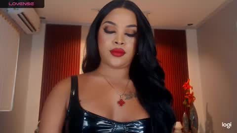 UrMajestyTyra online show from June 6, 12:38 am