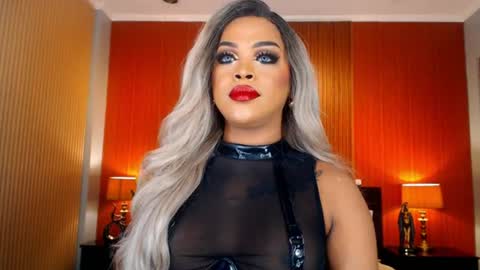 UrMajestyTyra online show from July 13, 7:27 pm