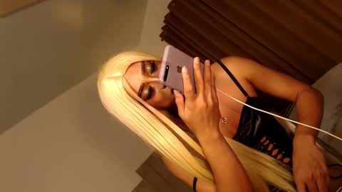 Snapshot of urnauthy_ciliaxxx chatting on January 28, 5:54 am cecilia online show from January 28, 5:54 am