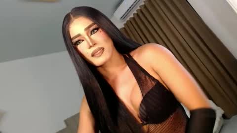 Snapshot of urnauthy_ciliaxxx chatting on October 22, 4:07 pm cecilia online show from October 22, 4:07 pm