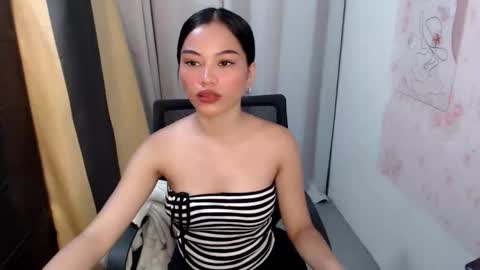Snapshot of urpinay_christinexx chatting on April 13, 4:29 am urpinay_christinexx online show from April 13, 4:29 am