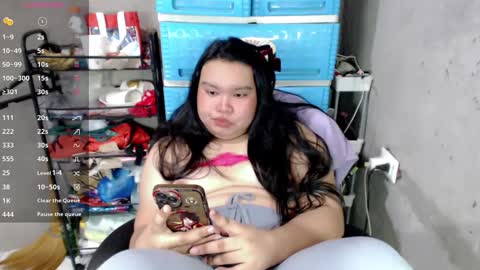 Snapshot of urpinayslutxxx chatting on January 15, 9:41 pm Jane online show from January 15, 9:41 pm