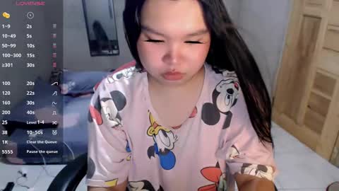 Snapshot of urpinayslutxxx chatting on September 18, 10:06 am Jane online show from September 18, 10:06 am