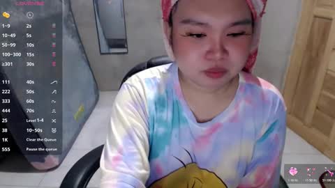 Snapshot of urpinayslutxxx chatting on October 31, 9:10 am Jane online show from October 31, 9:10 am