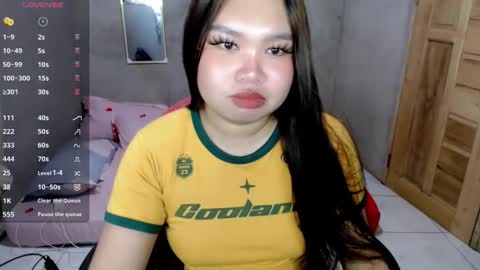 Snapshot of urpinayslutxxx chatting on May 25, 5:02 am Jane online show from May 25, 5:02 am