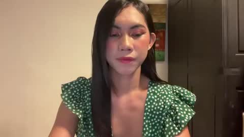 Snapshot of urpretty_mistake chatting on June 28, 7:58 am urpretty_mistake online show from June 28, 7:58 am