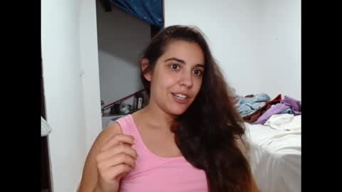 Snapshot of ursumi1 chatting on September 16, 8:32 pm ursumi1 online show from September 16, 8:32 pm