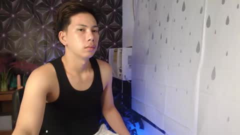 Snapshot of ursweet_jade chatting on September 25, 10:41 am ursweet_jade online show from September 25, 10:41 am