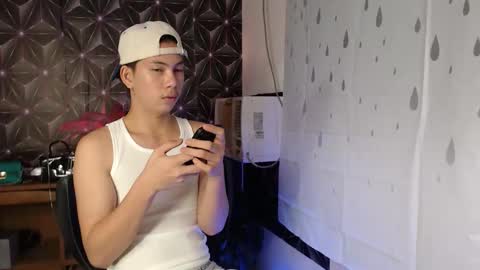 Snapshot of ursweet_jade chatting on October 8, 10:13 am ursweet_jade online show from October 8, 10:13 am