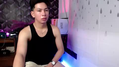 Snapshot of ursweet_jade chatting on October 16, 10:05 am ursweet_jade online show from October 16, 10:05 am