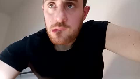 ursweetdreamx online show from May 12, 1:08 pm