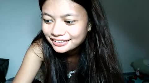 Snapshot of ursweetereca18 chatting on June 3, 2:19 pm ERECA online show from June 3, 2:19 pm