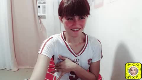Snapshot of ursweetgirlsammy19 chatting on December 5, 7:17 am sammy the nughty girl who can make you happy online show from December 5, 7:17 am