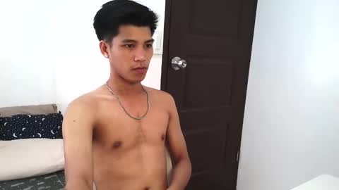 ursweetie_boy online show from March 19, 6:06 am
