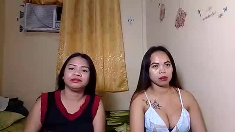 urswt_foxlyn online show from December 3, 11:30 am