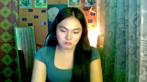 Snapshot of urunexpensivecamilla chatting on December 18, 3:18 pm YOURGIRLCAMILLA online show from December 18, 3:18 pm