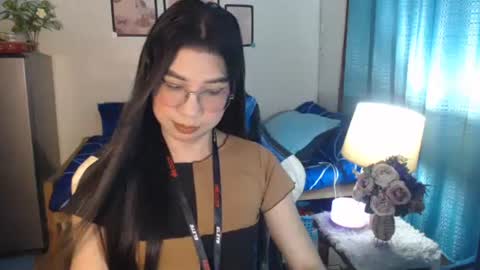 Snapshot of urwetasianprincessxx chatting on January 25, 10:29 am Ashley Kate Mateo Gray online show from January 25, 10:29 am