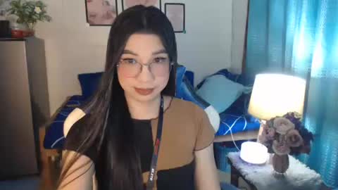 Snapshot of urwetasianprincessxx chatting on January 30, 11:22 am Ashley Kate Mateo Gray online show from January 30, 11:22 am