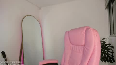 Snapshot of uryko_yor chatting on May 15, 11:56 pm online show from May 15, 11:56 pm