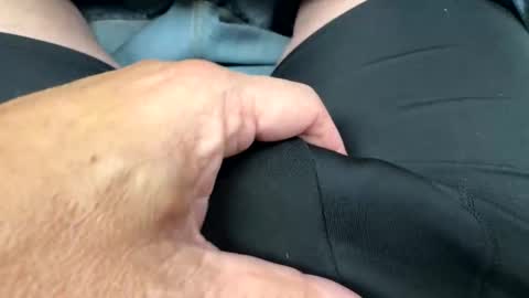 Snapshot of usabound chatting on December 5, 12:08 am usabound online show from December 5, 12:08 am