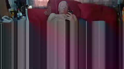 usednotbroken1 online show from March 6, 4:36 pm