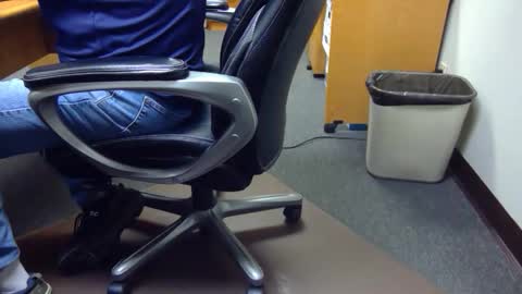 Snapshot of useemie chatting on February 11, 11:10 pm useemie online show from February 11, 11:10 pm