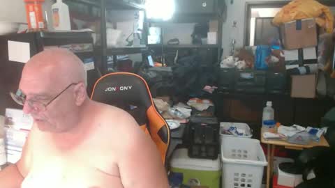 Eric online show from June 8, 3:18 am