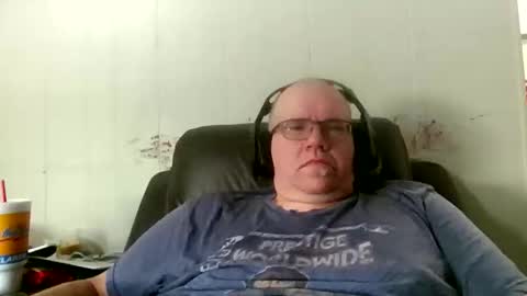 usstarr1 online show from May 5, 2:58 pm