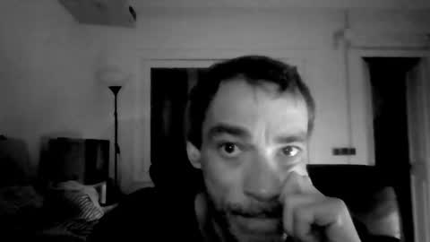 Snapshot of uthonn chatting on March 27, 6:51 pm uthonn online show from March 27, 6:51 pm