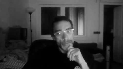 Snapshot of uthonn chatting on April 16, 6:30 pm uthonn online show from April 16, 6:30 pm