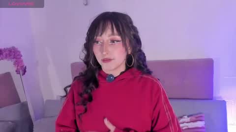 v1cky_ online show from May 7, 11:43 pm