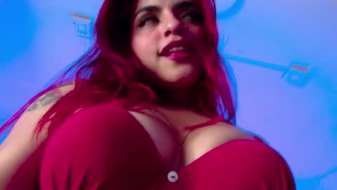 Snapshot of vaaleriee_miller_ chatting on December 6, 5:22 pm valeriee miller online show from December 6, 5:22 pm