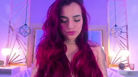 Snapshot of vaaleriee_miller_ chatting on December 27, 5:16 pm valeriee miller online show from December 27, 5:16 pm