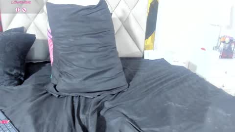 vahioleth  online show from February 19, 10:42 pm