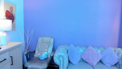 Vaiolet Harris online show from April 19, 11:42 am