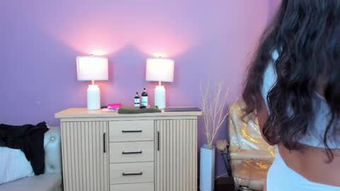 Vaiolet Harris online show from April 25, 11:57 am