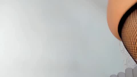 Vaiolet  online show from January 10, 10:46 pm