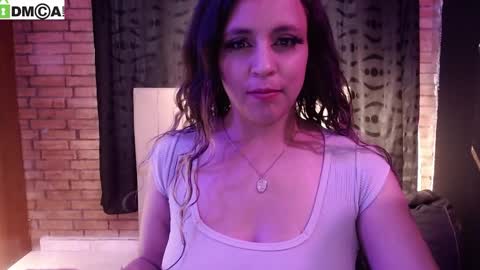 vaiolet online show from March 10, 9:31 pm