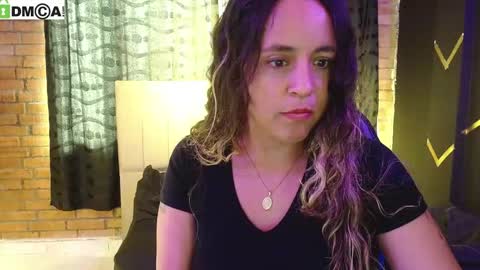 vaiolet online show from March 11, 8:26 pm