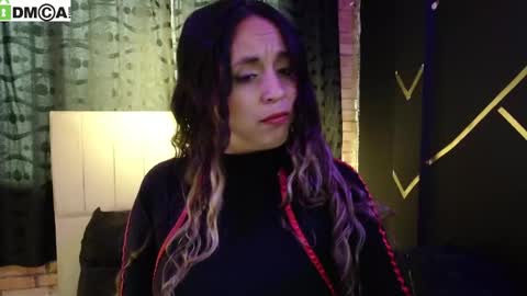 vaiolet online show from March 17, 7:39 pm