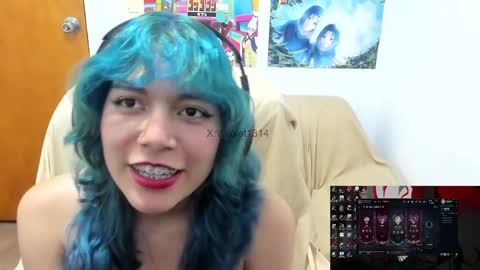 Snapshot of vaioletuwu chatting on October 1, 3:34 am Vaiolet1314 online show from October 1, 3:34 am