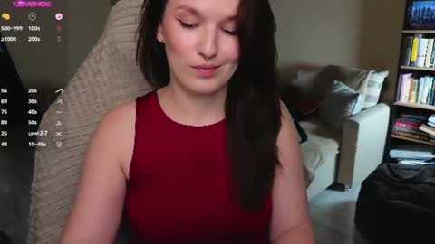 Snapshot of val_manson chatting on June 26, 7:07 pm Val online show from June 26, 7:07 pm