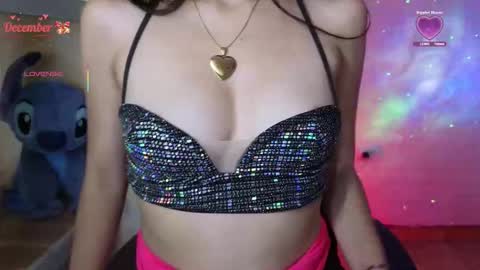 Snapshot of val_mendoza chatting on December 14, 6:08 am Val online show from December 14, 6:08 am